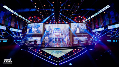 其背后深藏 其背后深藏