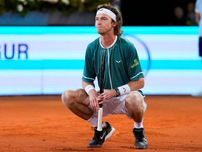 更是其战术 更是其战术